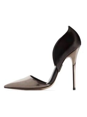 TRUTH or DARE by MADONNA ~ Black and Silver Metallic Sculpted High Heel Pump